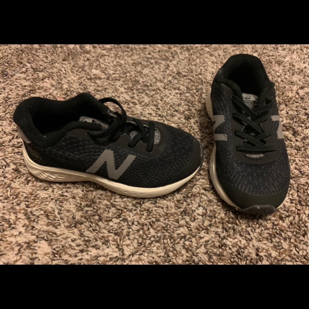 Toddler boy New Balance Shoes -Size 8.5